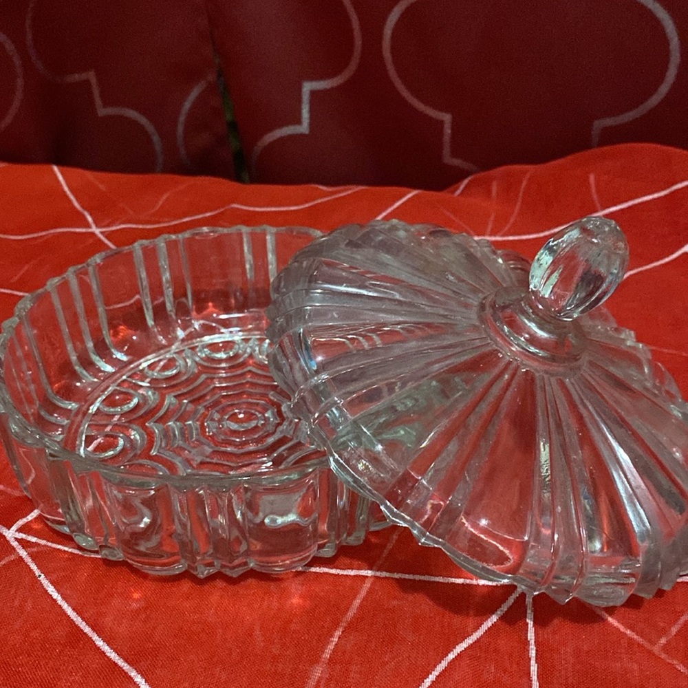 Vintage Candy Dish Glass Bowl - Picture 3 of 10